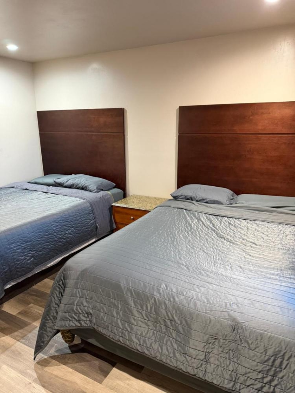 Room image 3